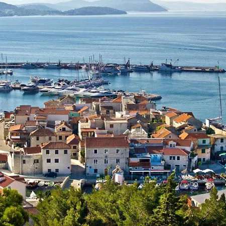 In With Terrace, Air Conditioning, Wifi Apartment