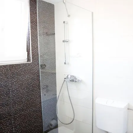 In With Terrace, Air Conditioning, Wifi Apartment Vodice