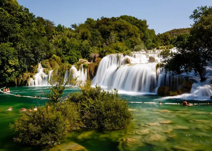 Apartment In With Terrace, Air Conditioning, Wifi *