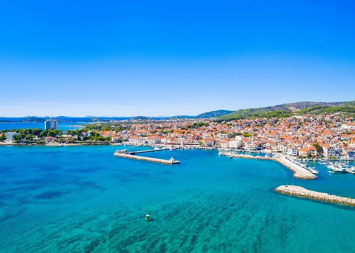 In With Terrace, Air Conditioning, Wifi